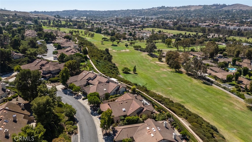 27515 Via Sequoia