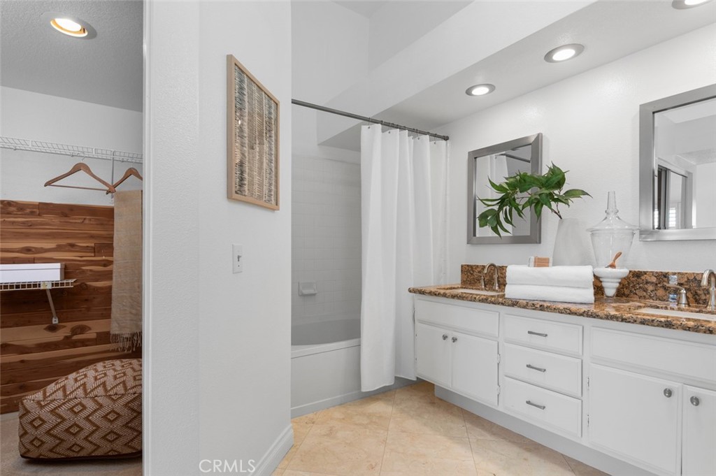 27515 Via Sequoia