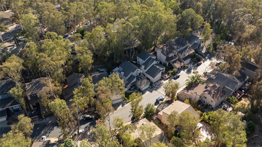 24762 Glenwood Drive