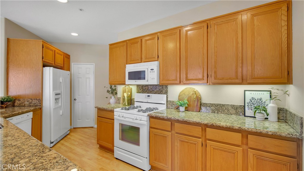 329 Rathbourne