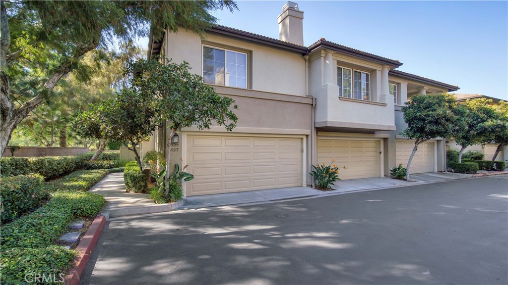 329 Rathbourne