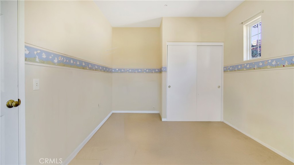 329 Rathbourne