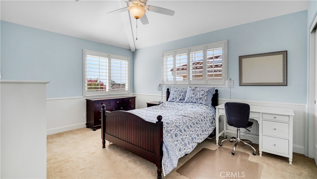 475 S Laureltree