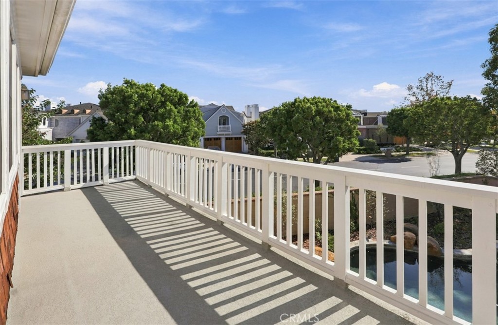 1 Cape Danbury