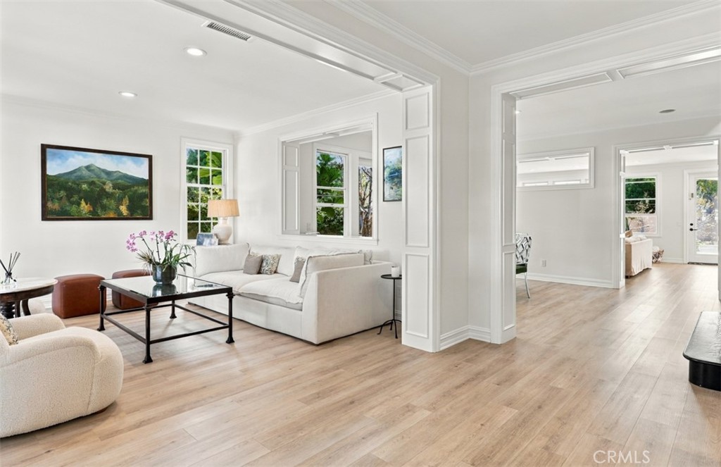 1 Cape Danbury