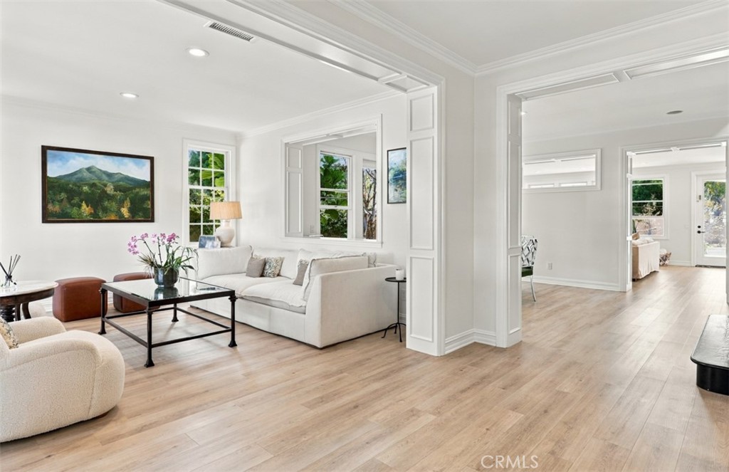 1 Cape Danbury