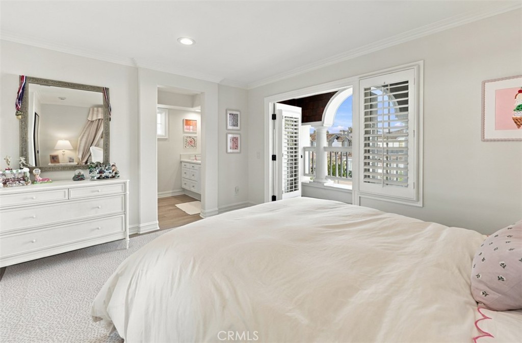 1 Cape Danbury