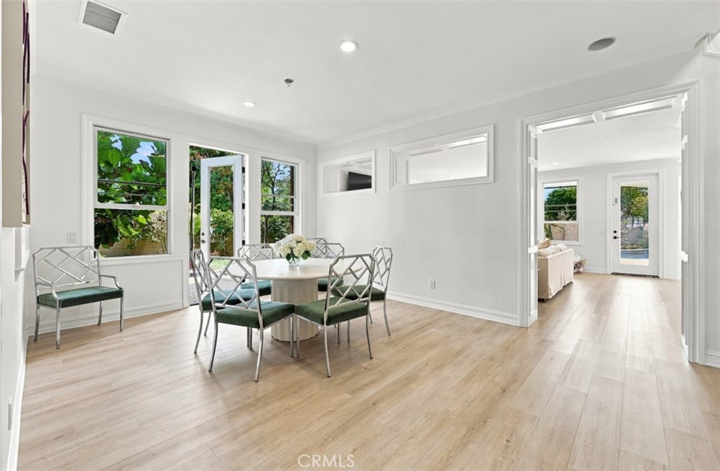1 Cape Danbury