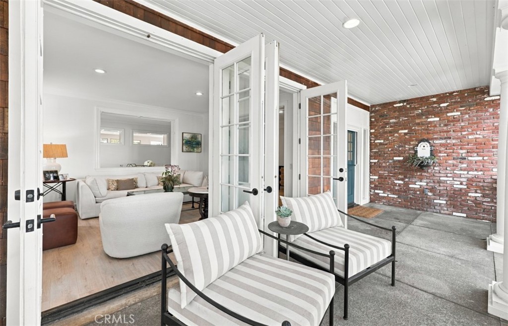 1 Cape Danbury