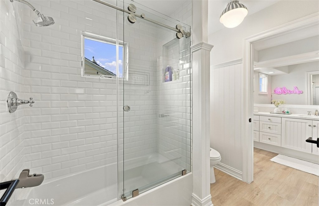 1 Cape Danbury