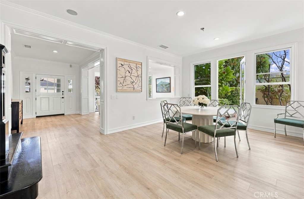 1 Cape Danbury
