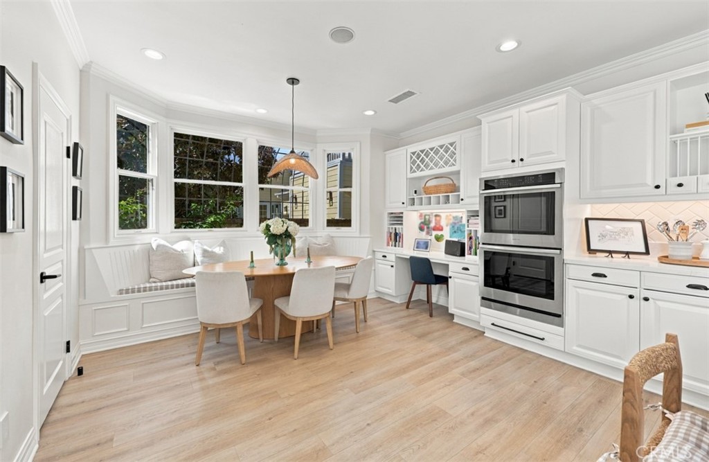 1 Cape Danbury