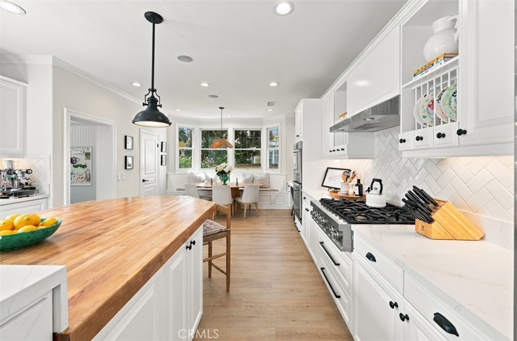 1 Cape Danbury