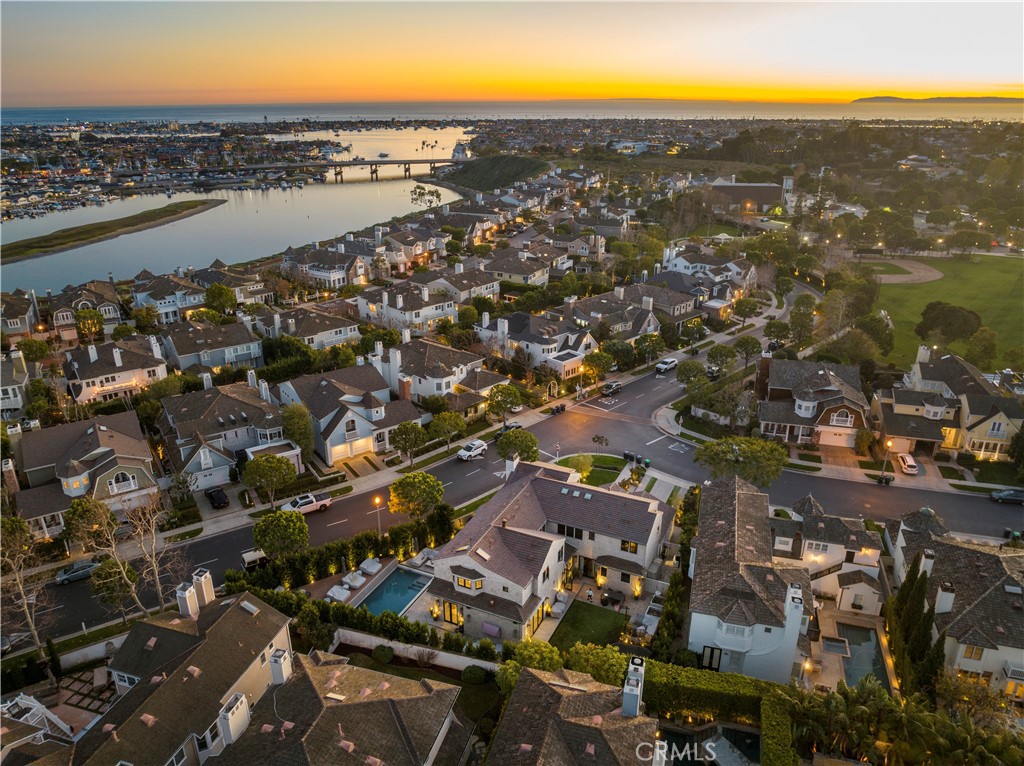 1 Cape Danbury