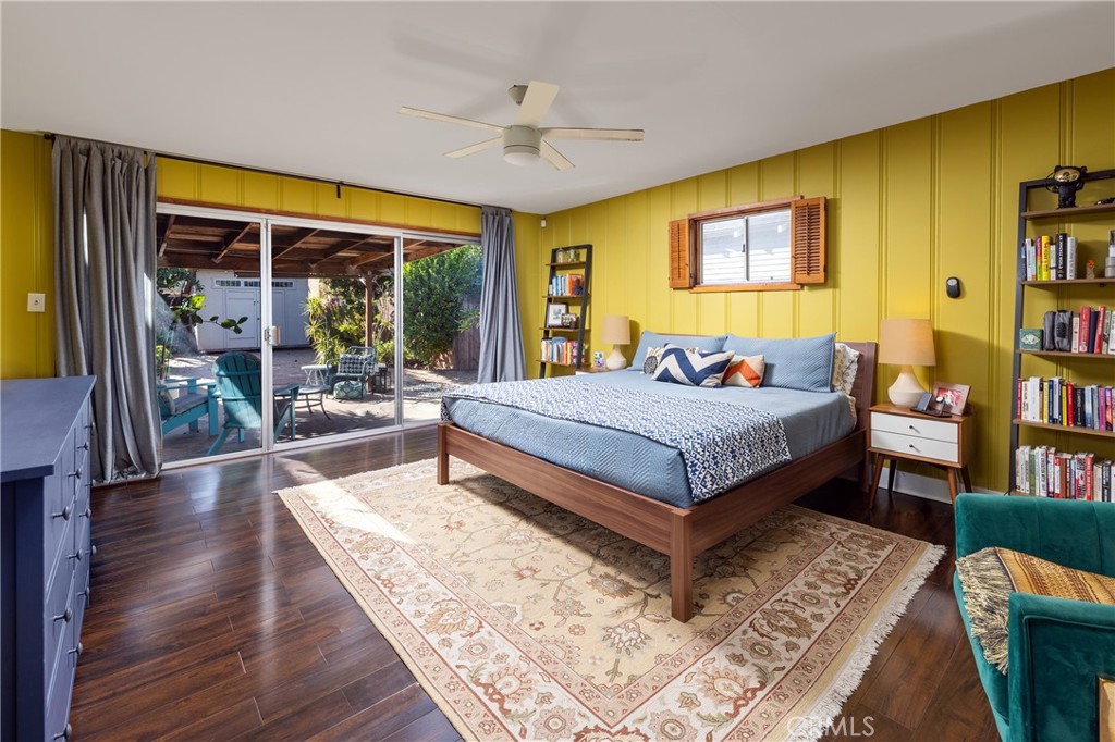 387 Coronado