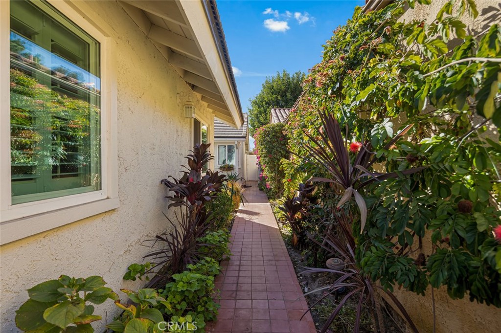 24218 Ontario Lane