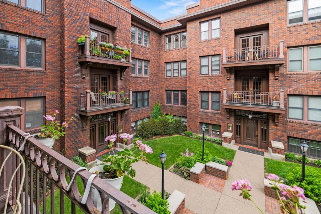 713 Portland Avenue Unit: 102