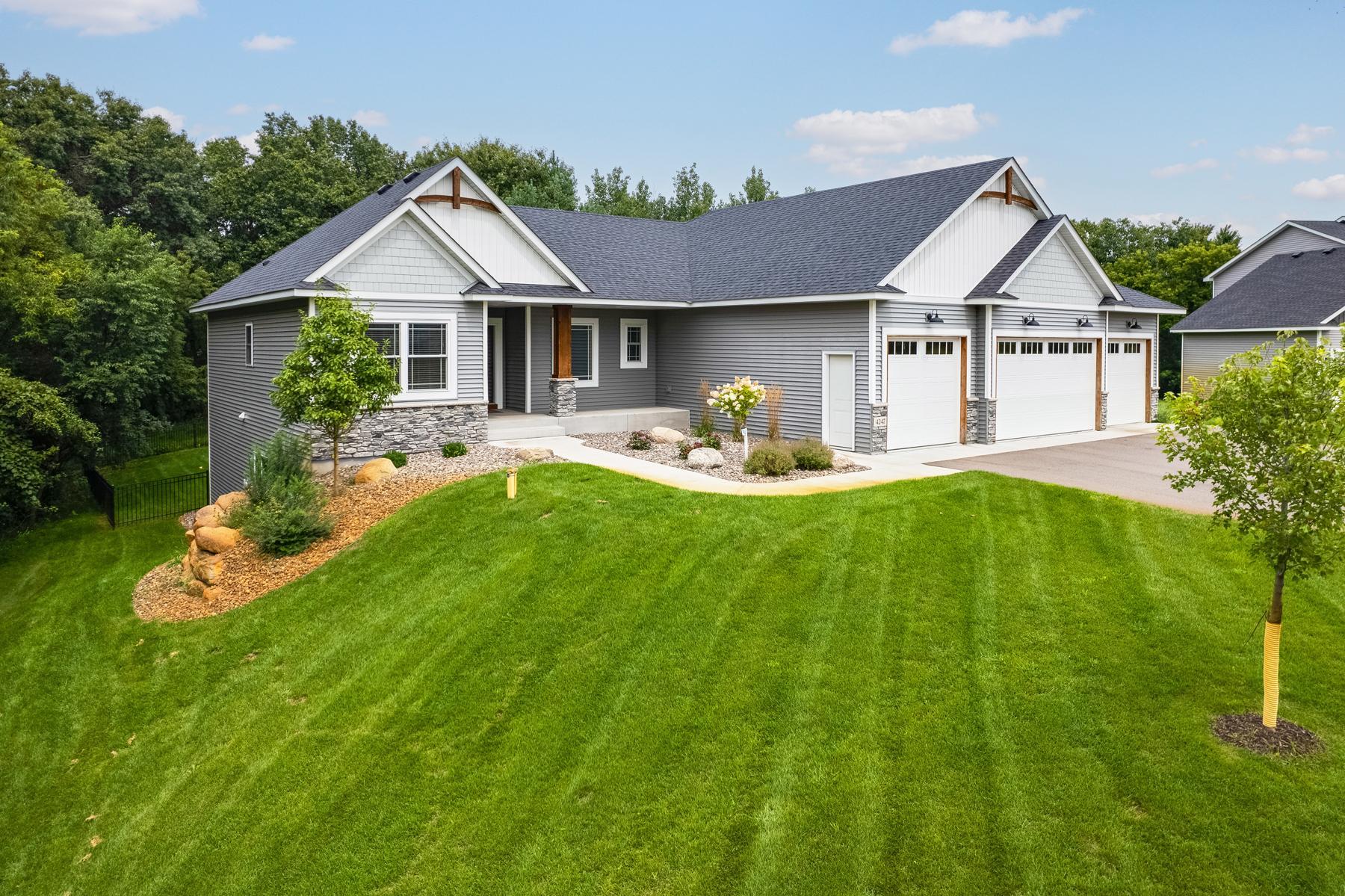 4247 228th Avenue NW