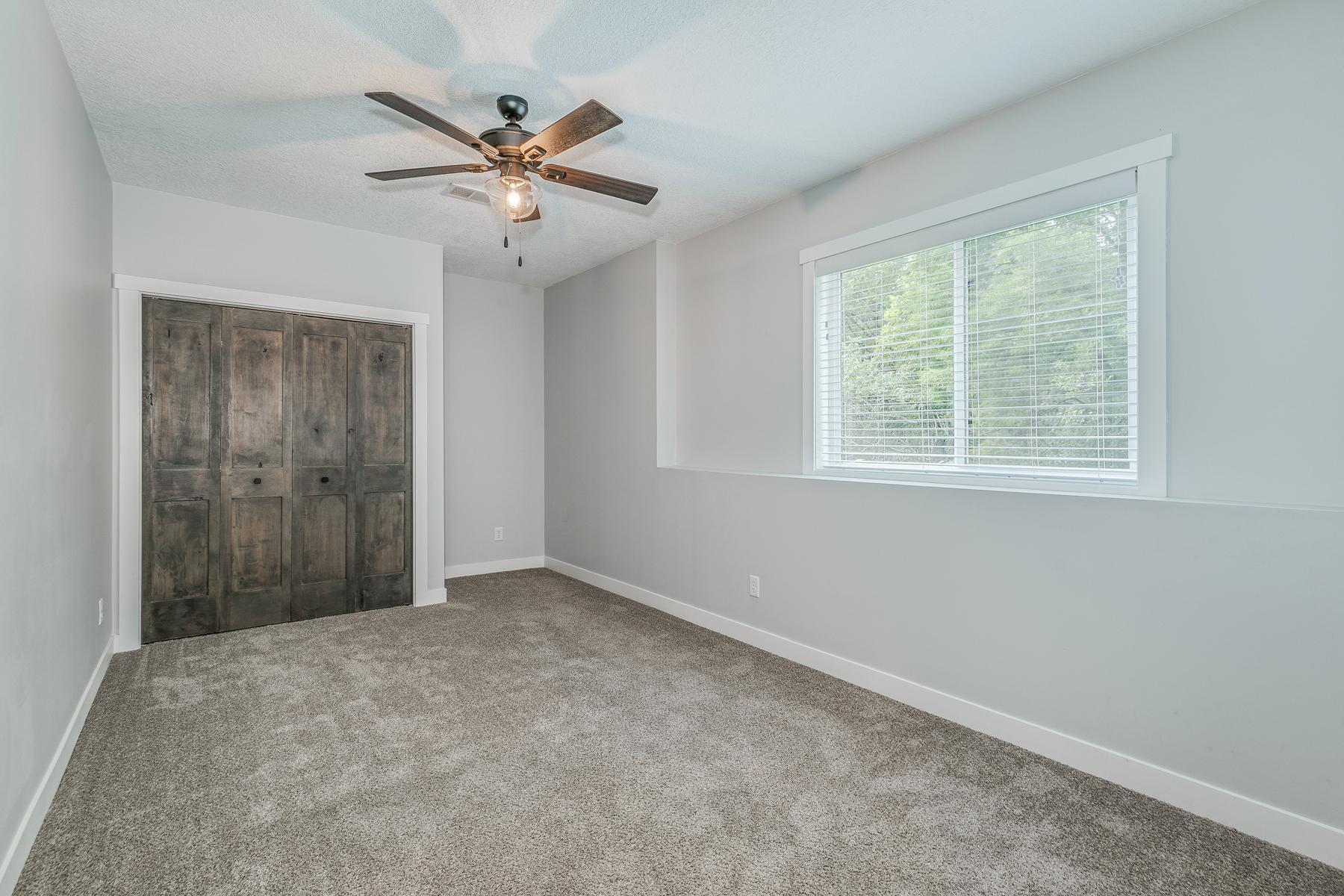 4247 228th Avenue NW