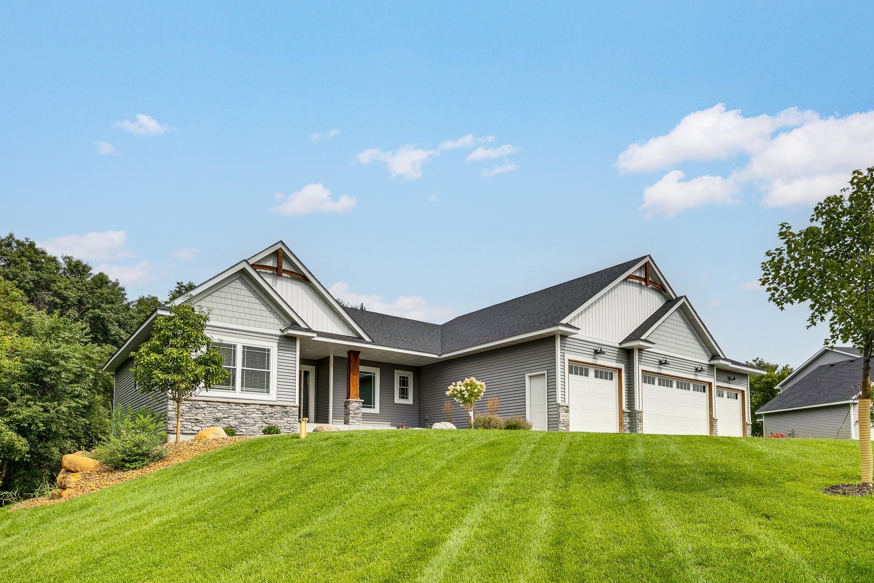 4247 228th Avenue NW