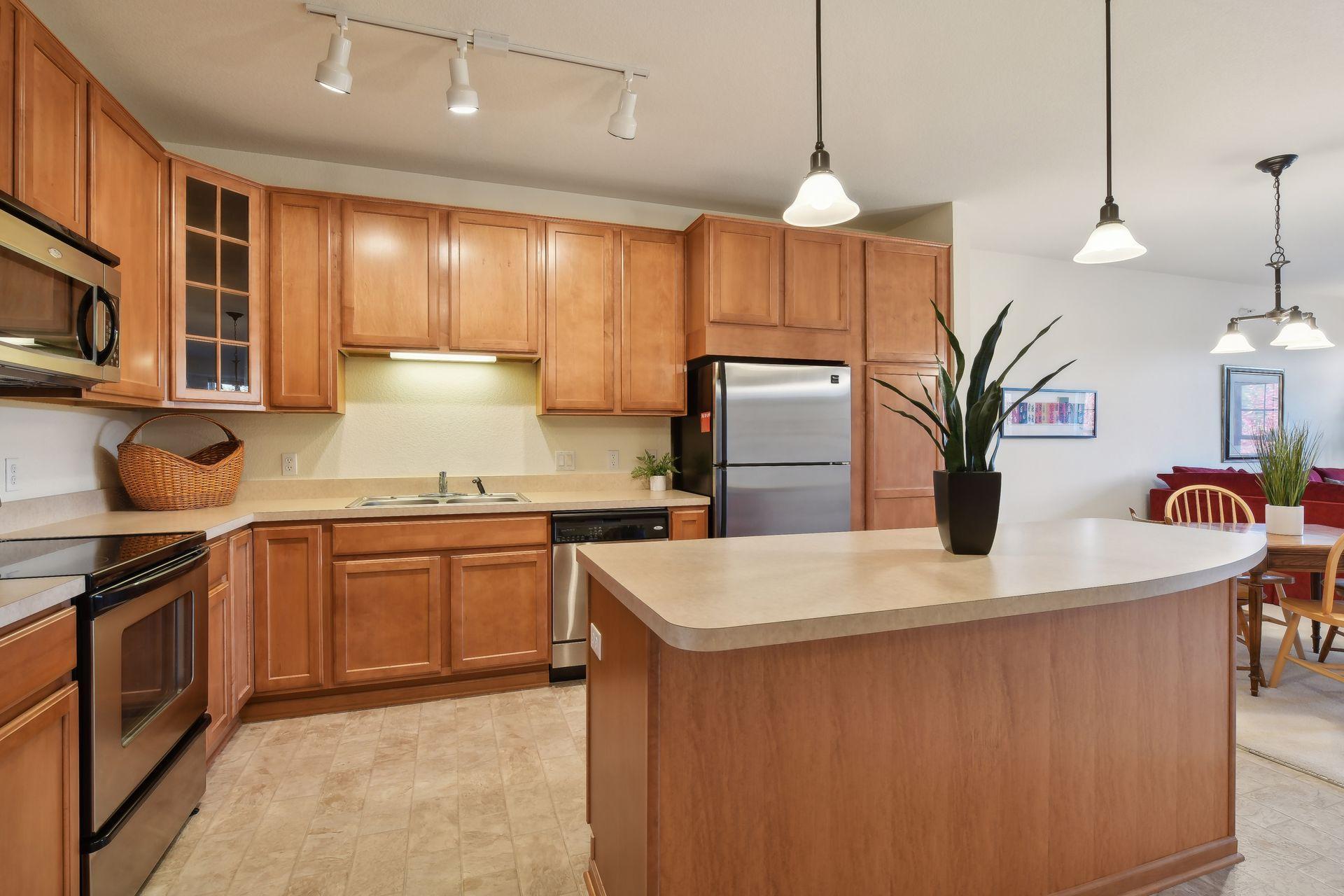 7100 Metro Boulevard Unit: 411