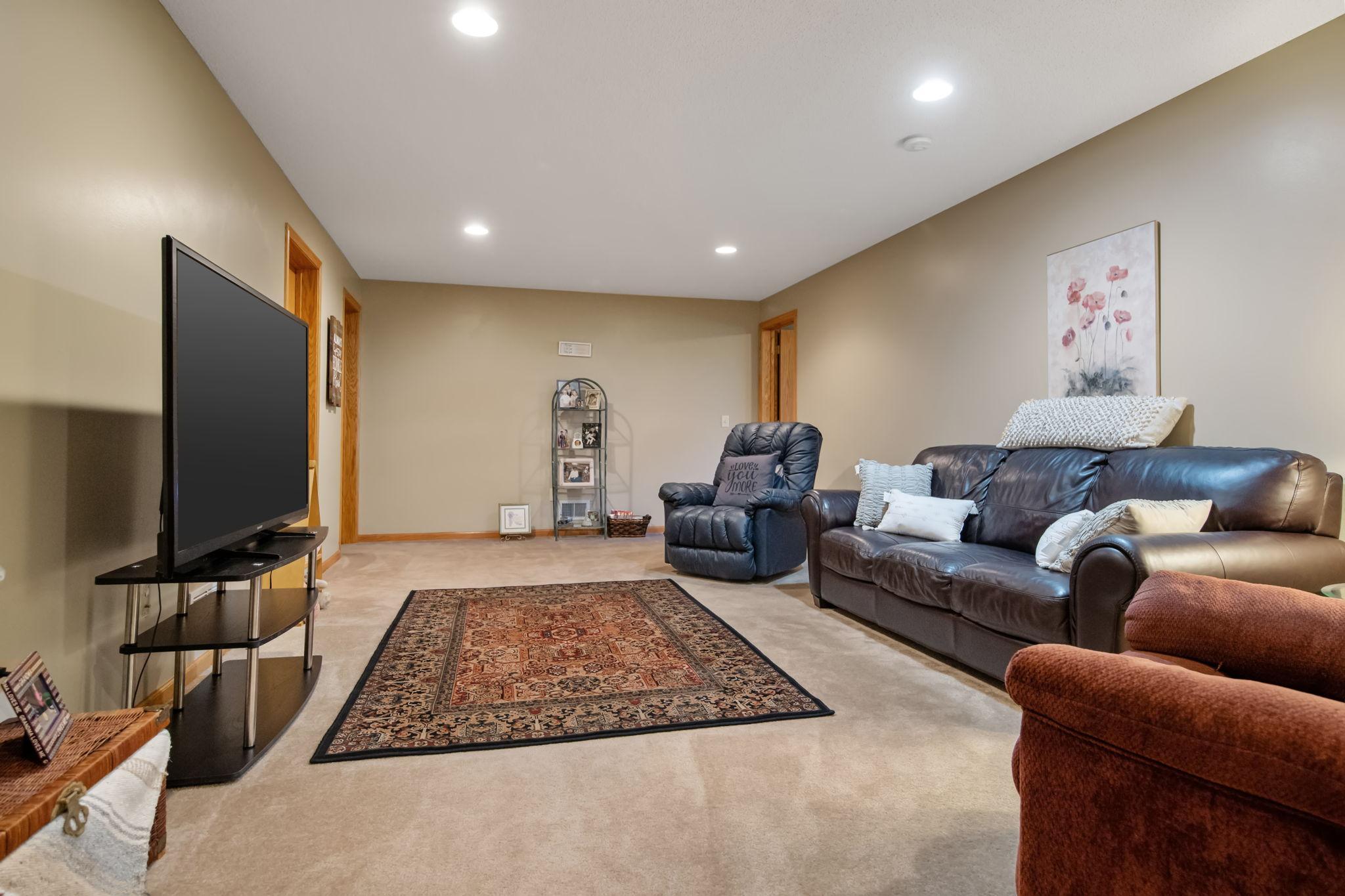 15220 Fluorine Street NW