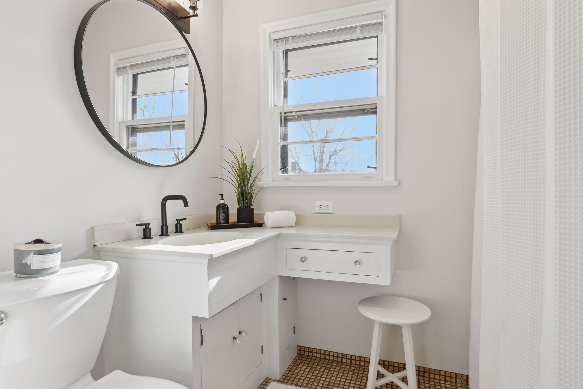 1677 Montreal Avenue