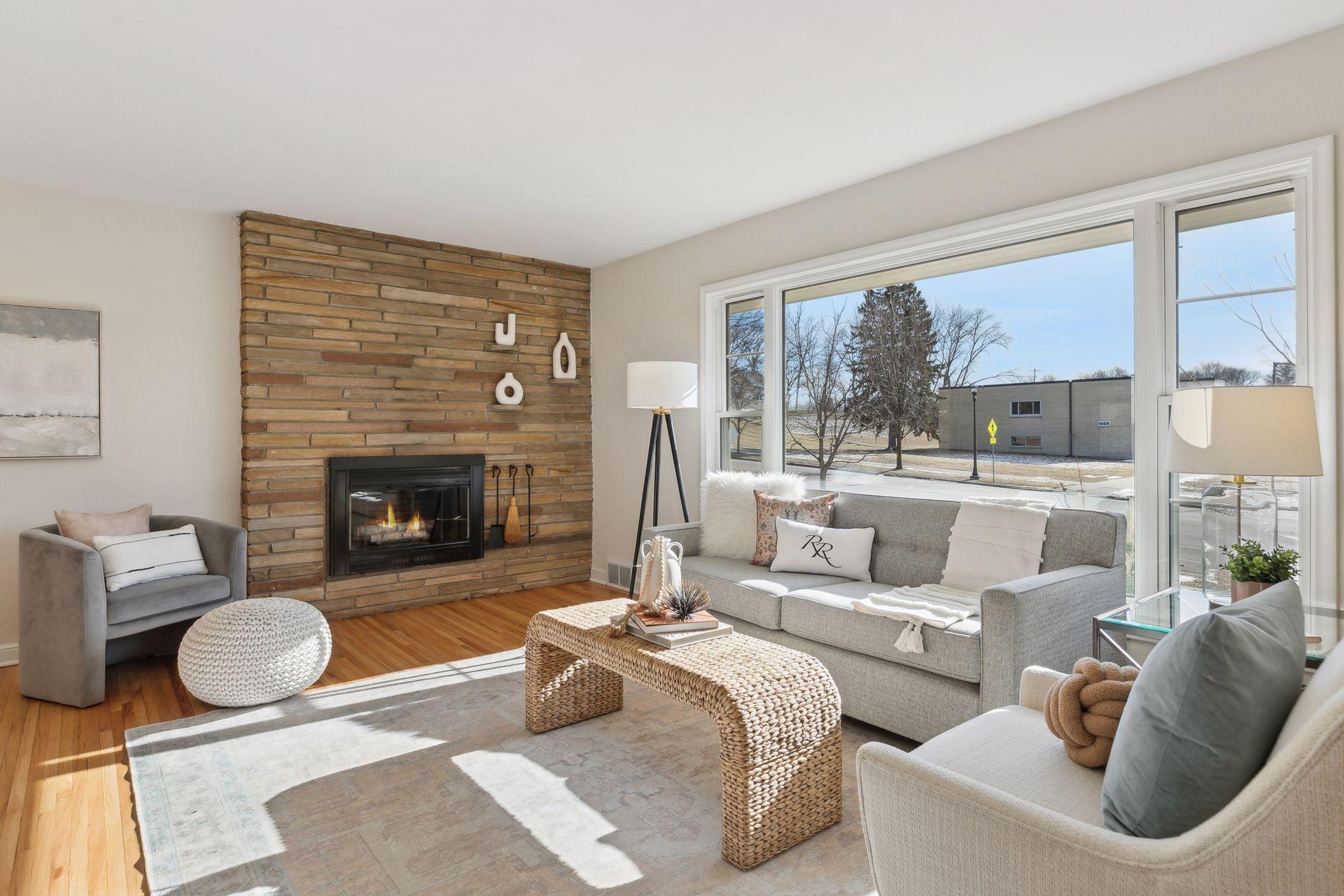 1677 Montreal Avenue