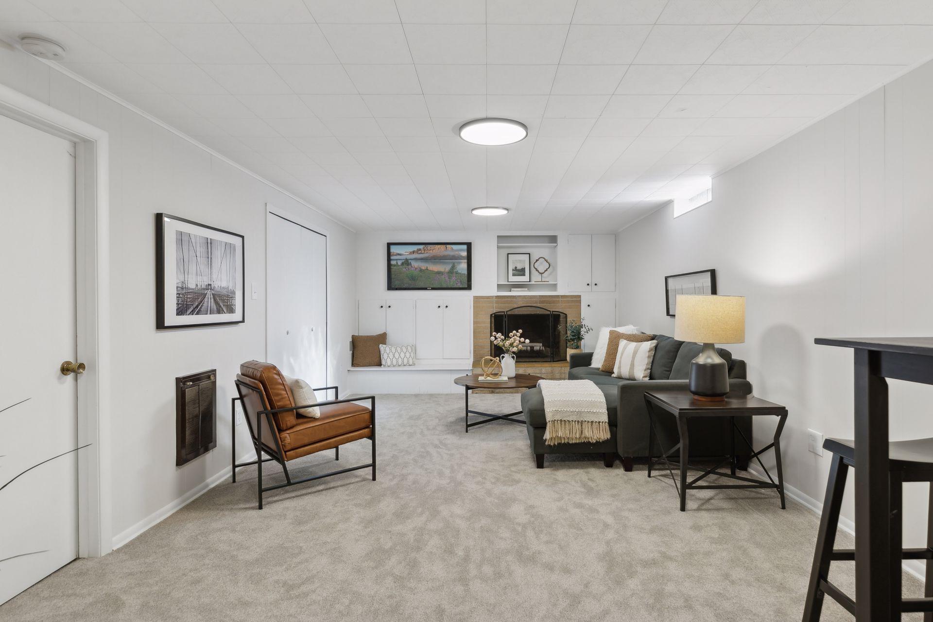 1677 Montreal Avenue