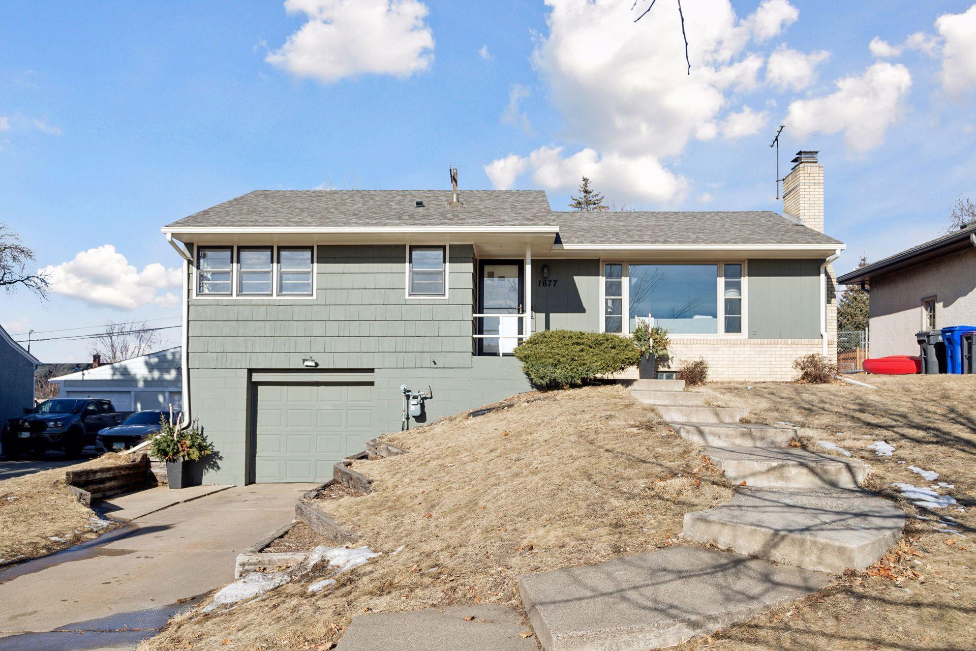 1677 Montreal Avenue