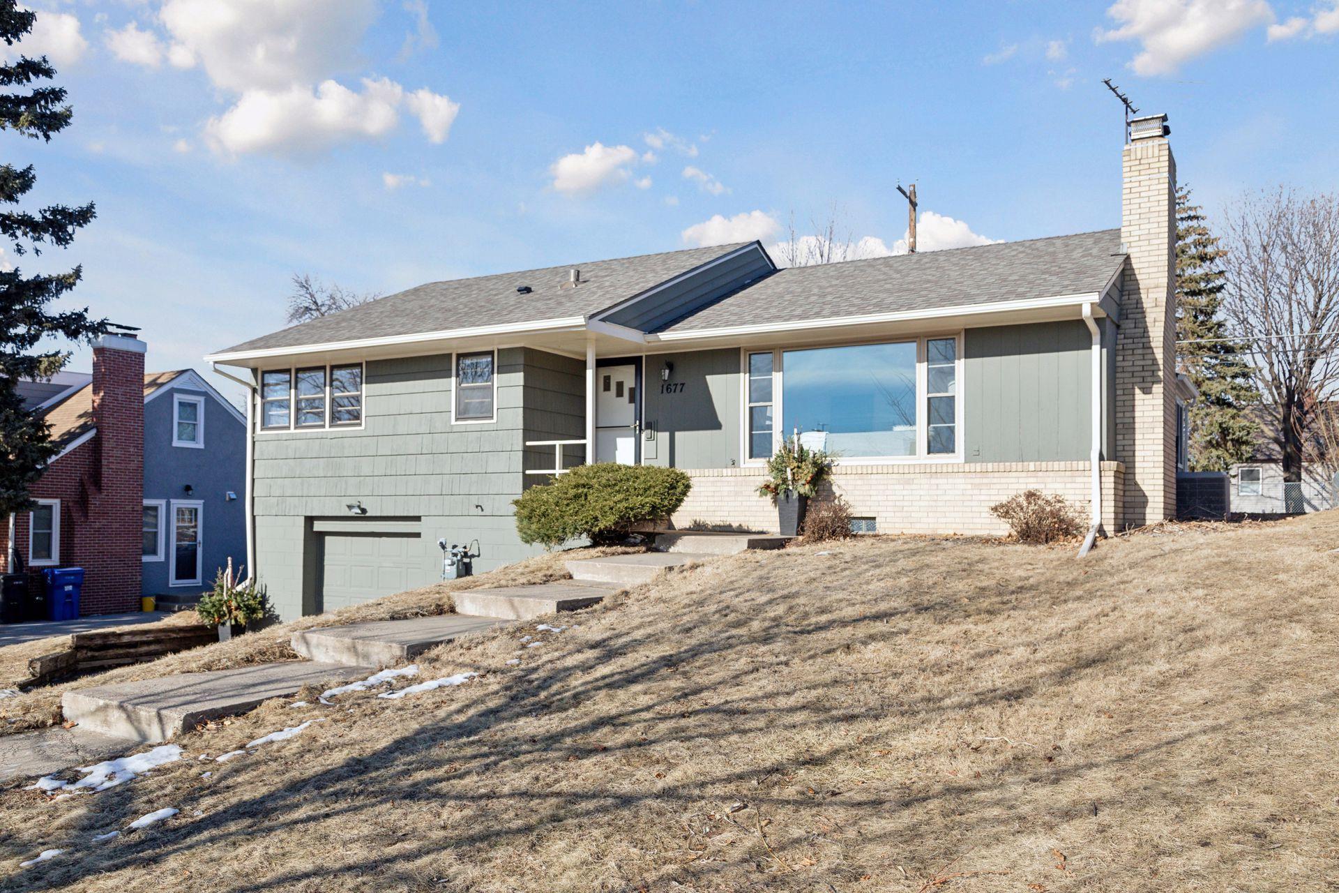 1677 Montreal Avenue