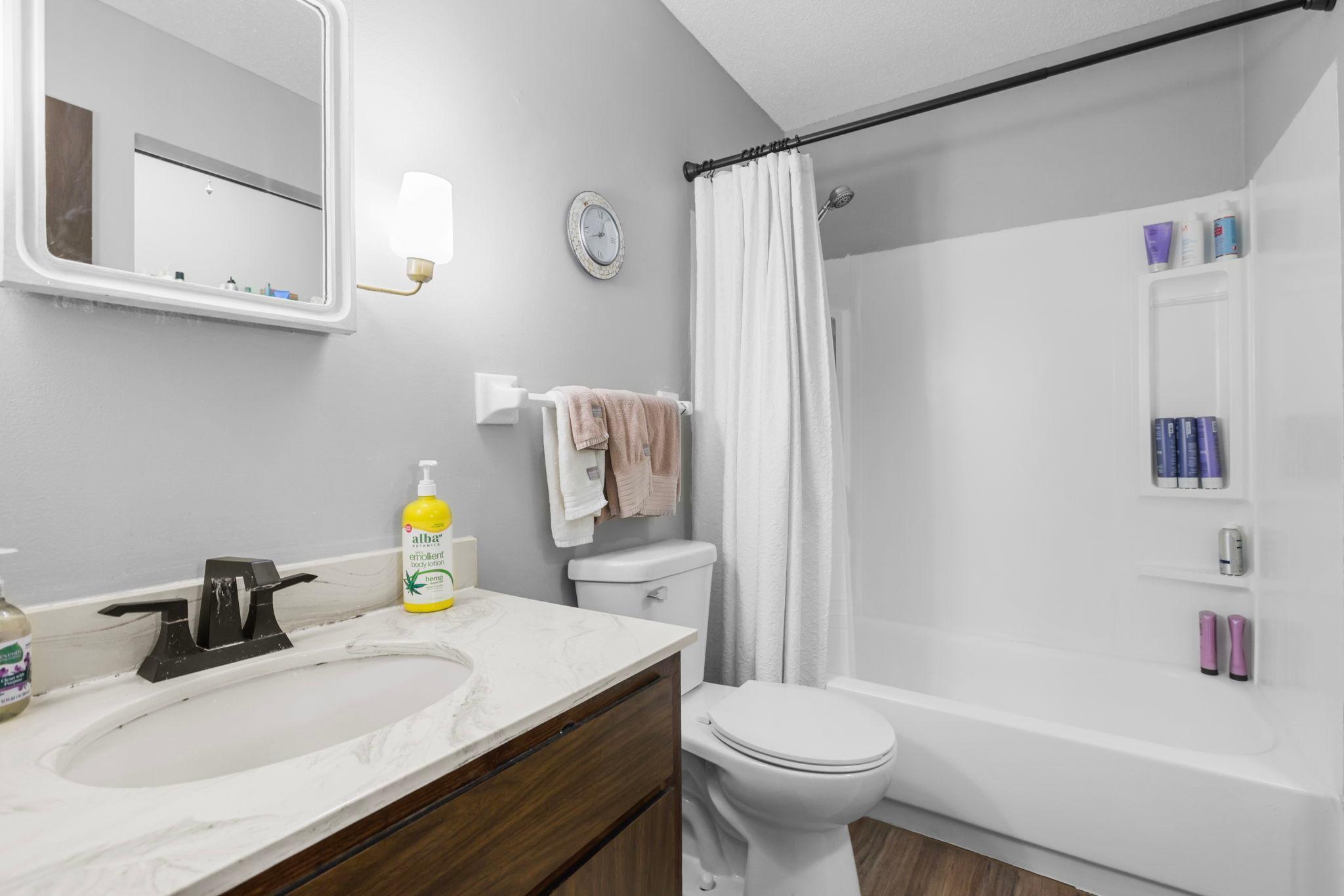 1601 N Innsbruck Drive Unit: 353