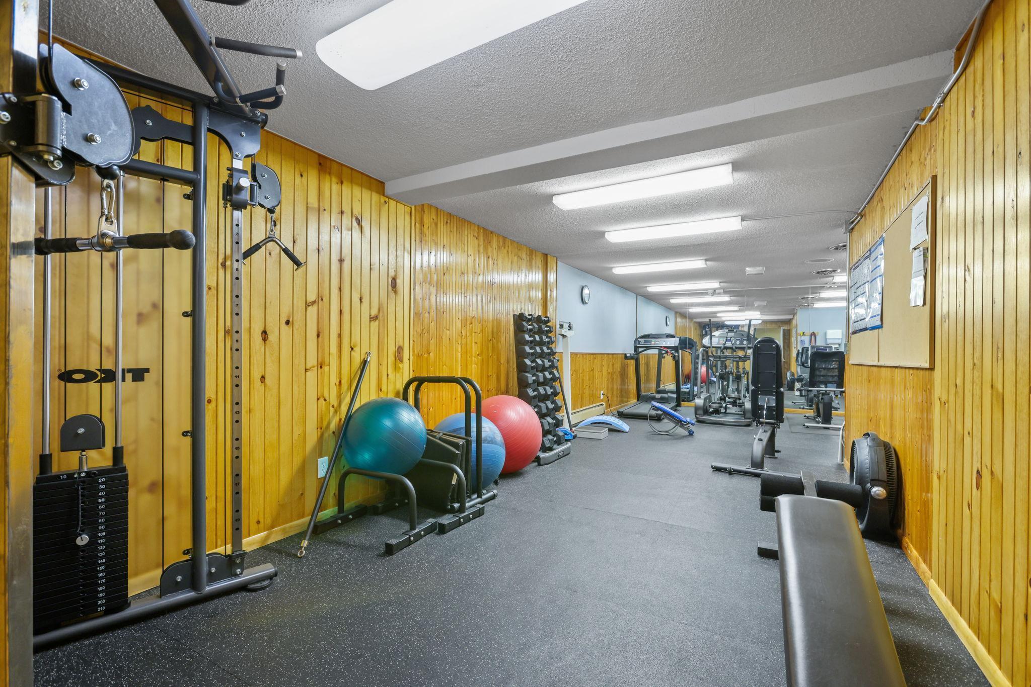 1601 N Innsbruck Drive Unit: 353