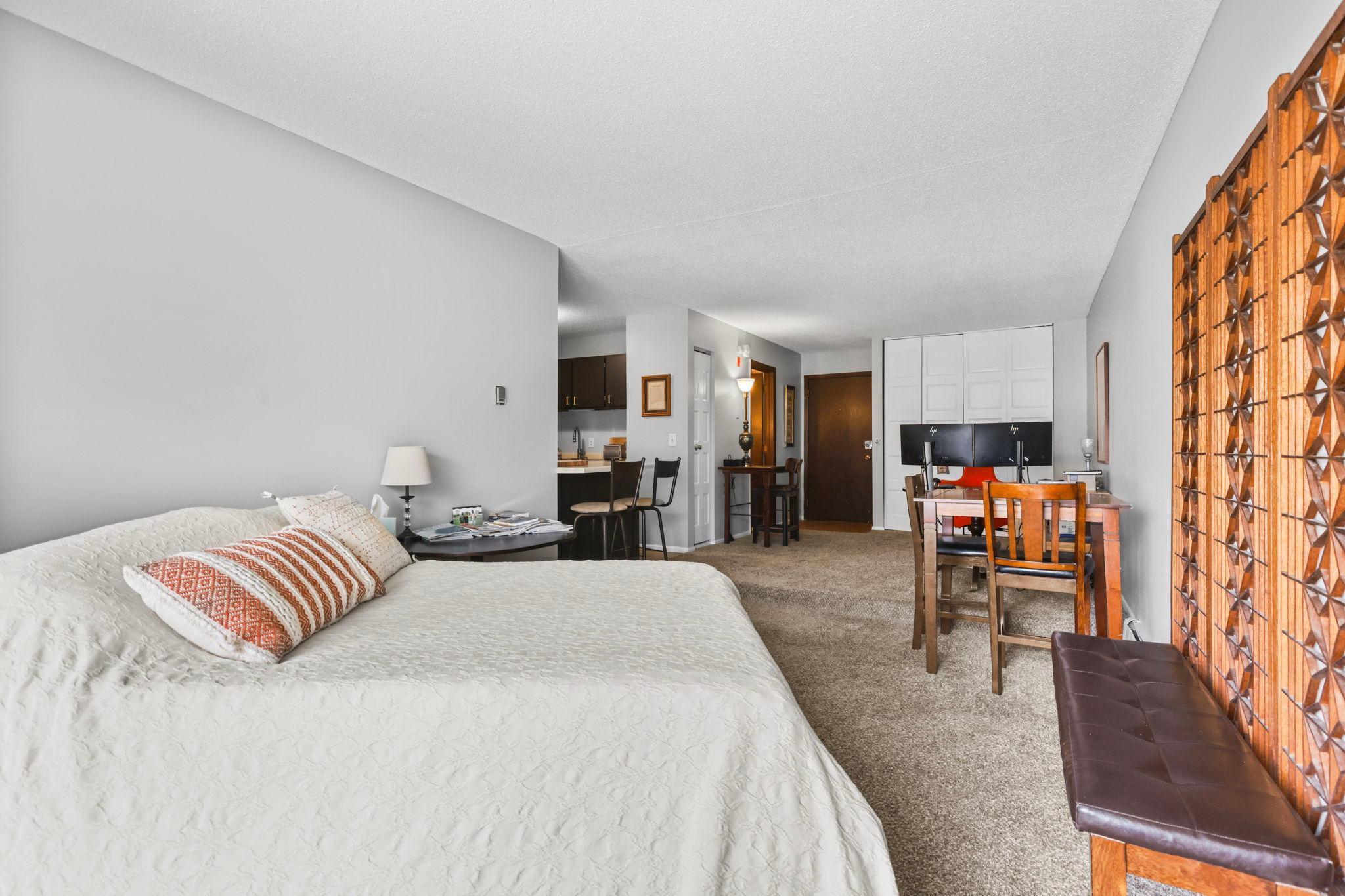 1601 N Innsbruck Drive Unit: 353