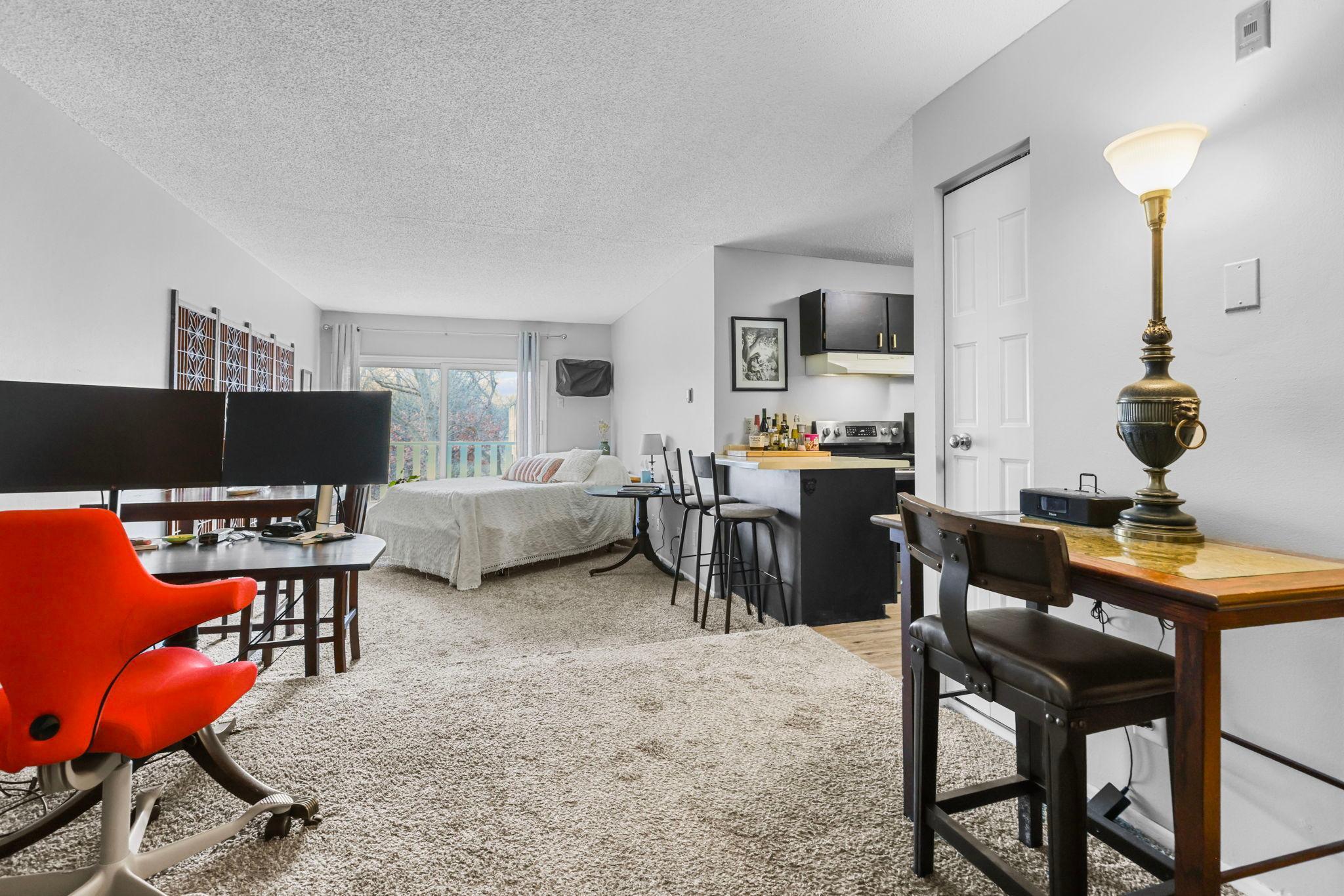 1601 N Innsbruck Drive Unit: 353