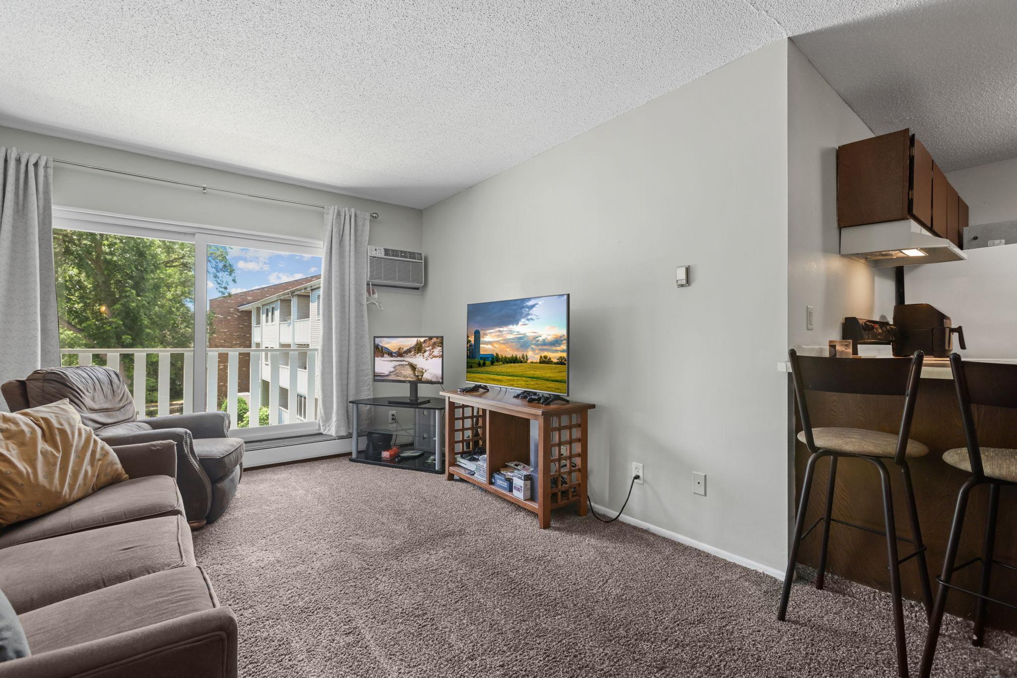 1601 N Innsbruck Drive Unit: 353