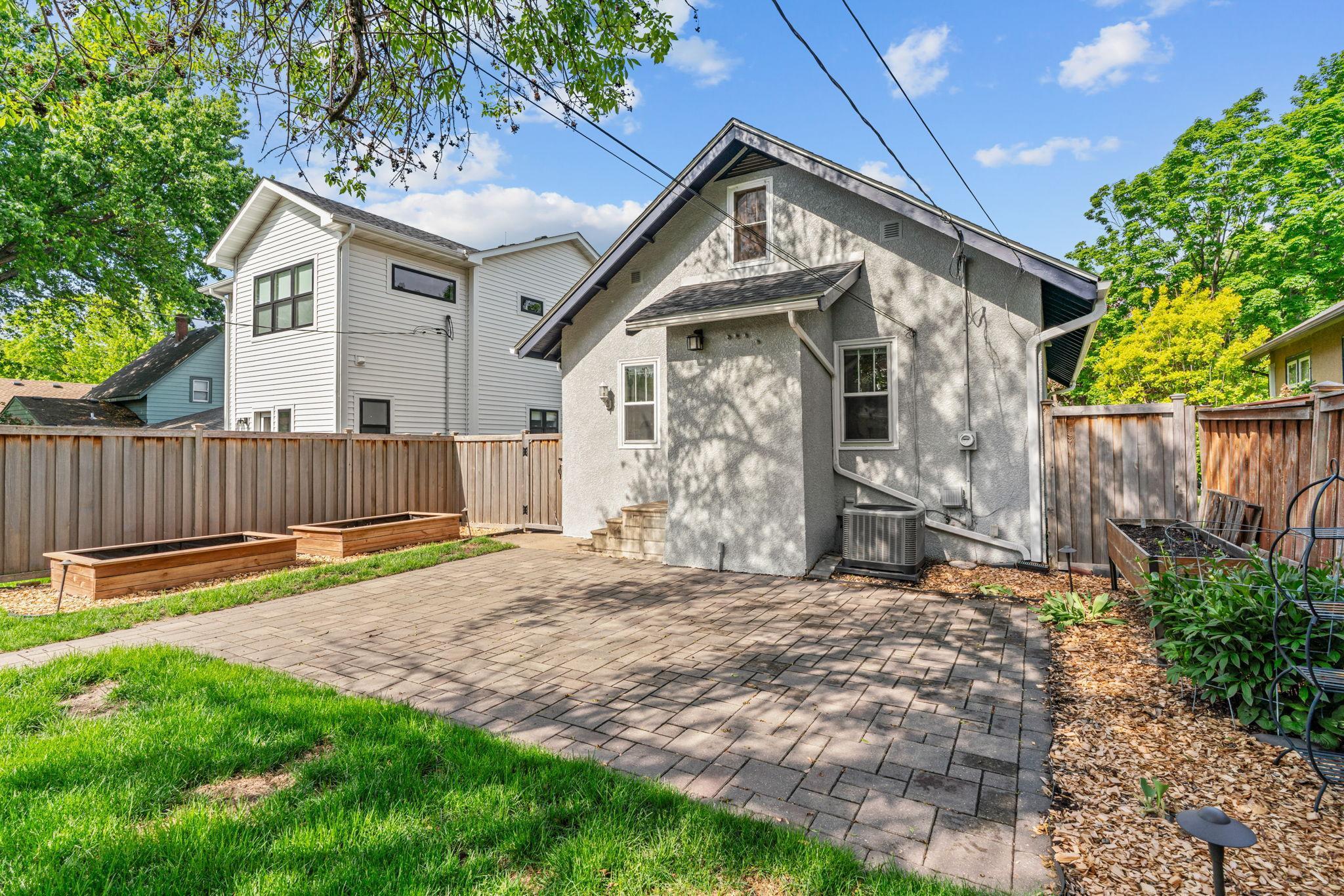 342 Warwick Street