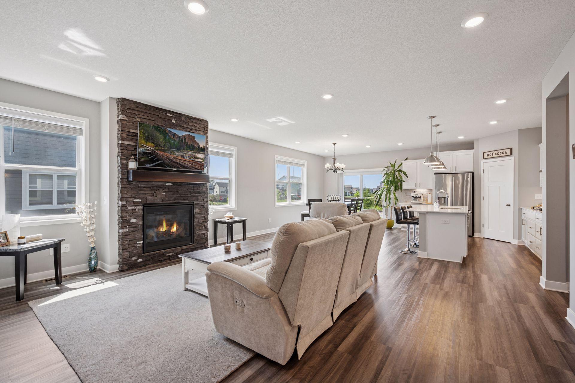 14660 109th Avenue N