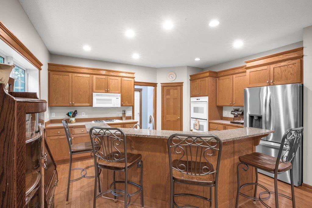 10426 Hidden Oaks Lane N