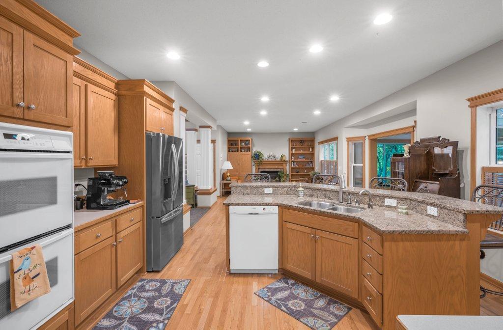 10426 Hidden Oaks Lane N