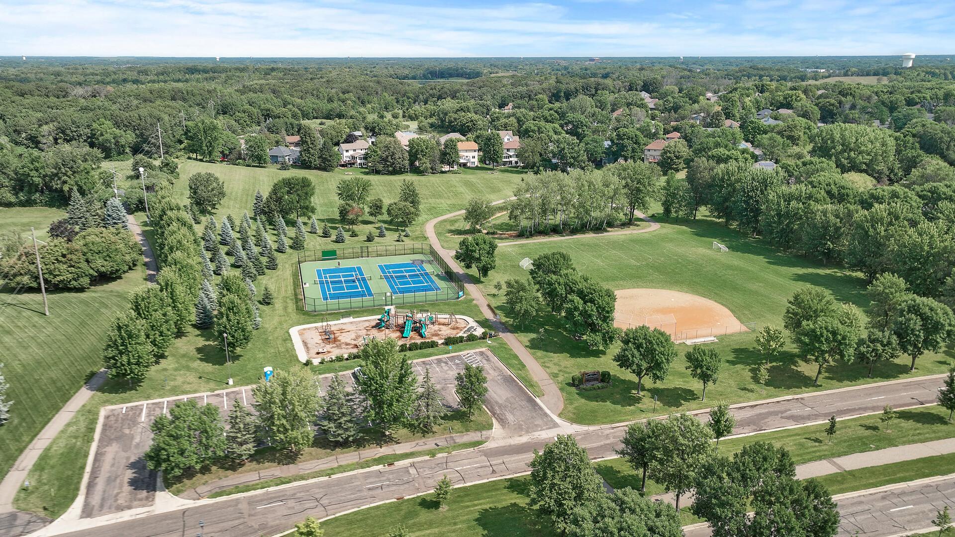 10426 Hidden Oaks Lane N