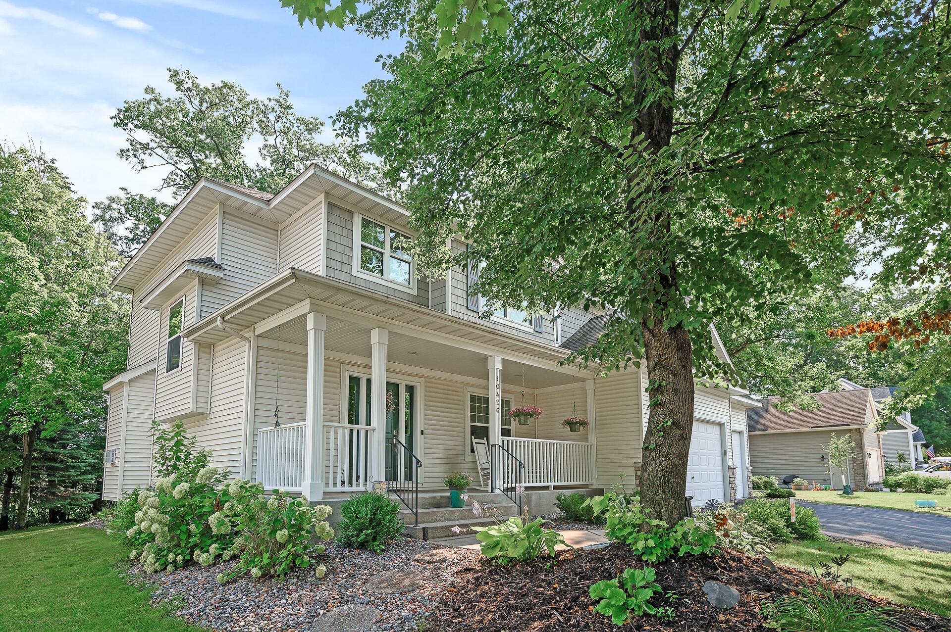 10426 Hidden Oaks Lane N