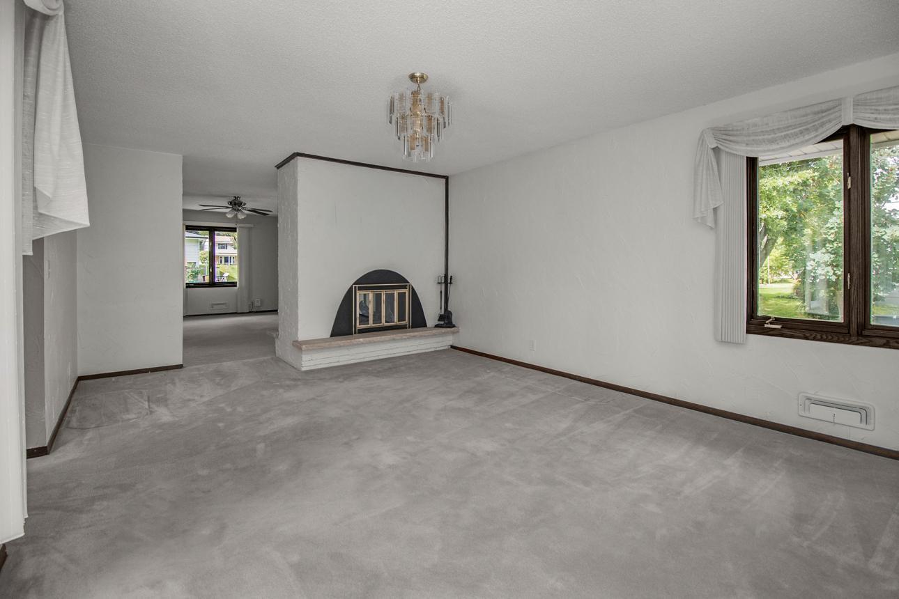 9632 Vincent Avenue S