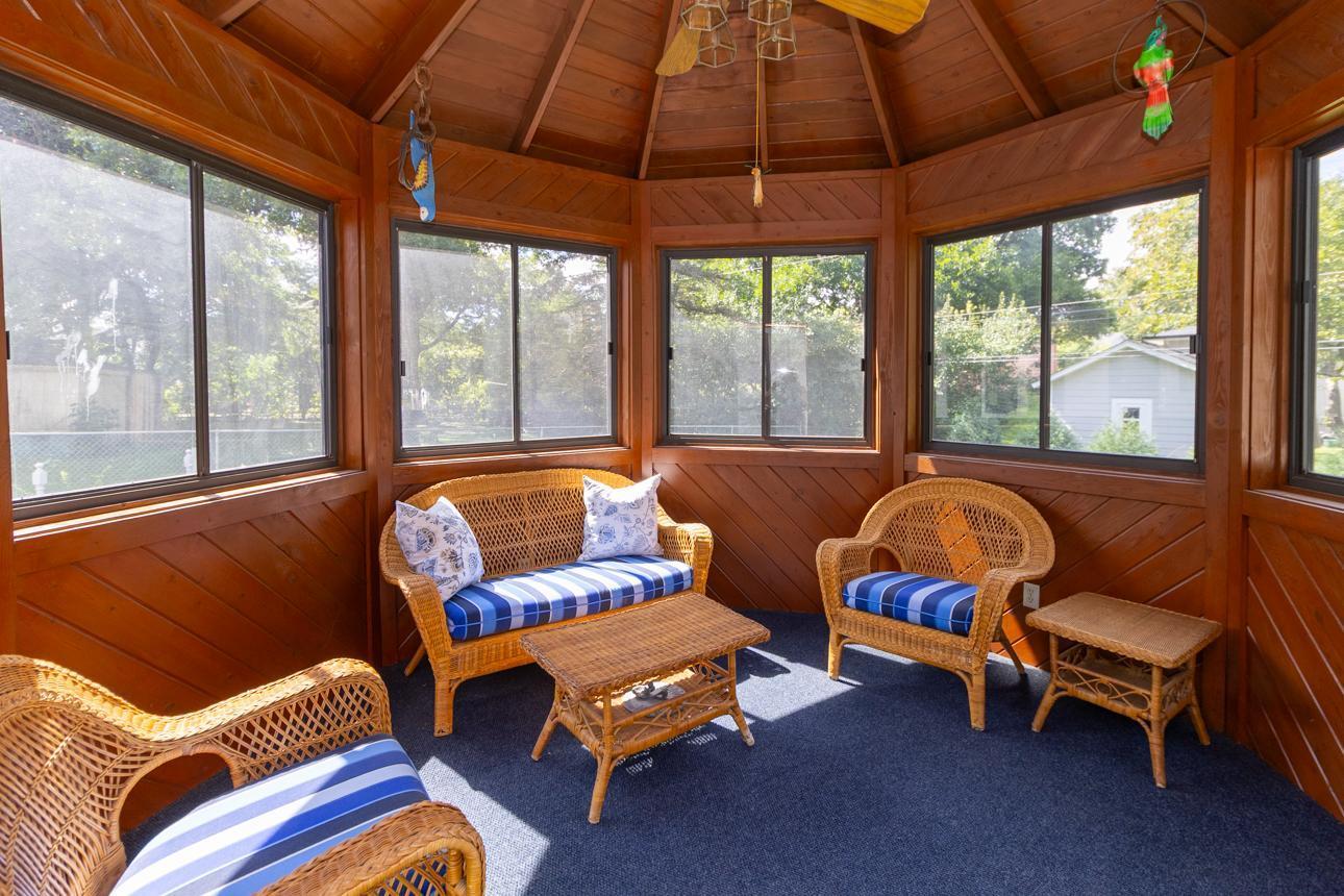 9632 Vincent Avenue S