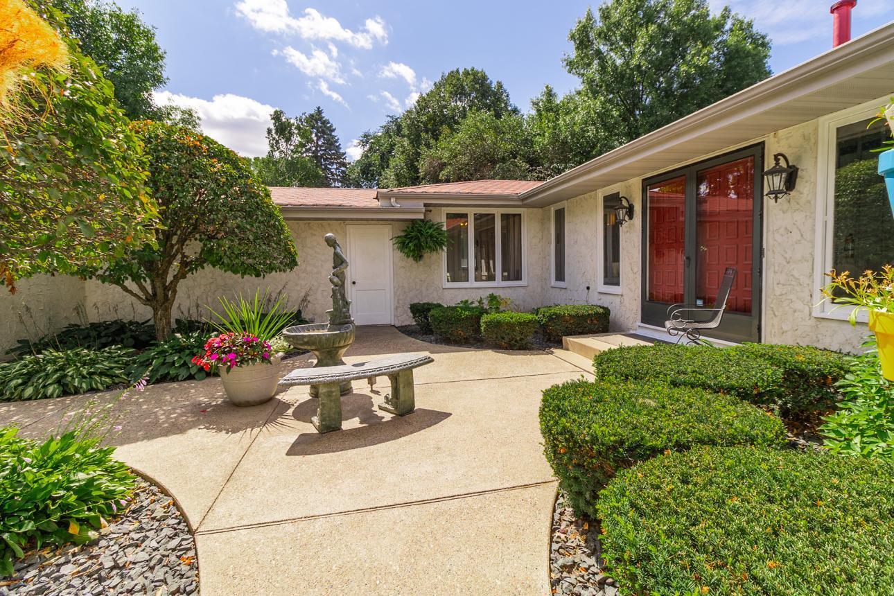 9632 Vincent Avenue S