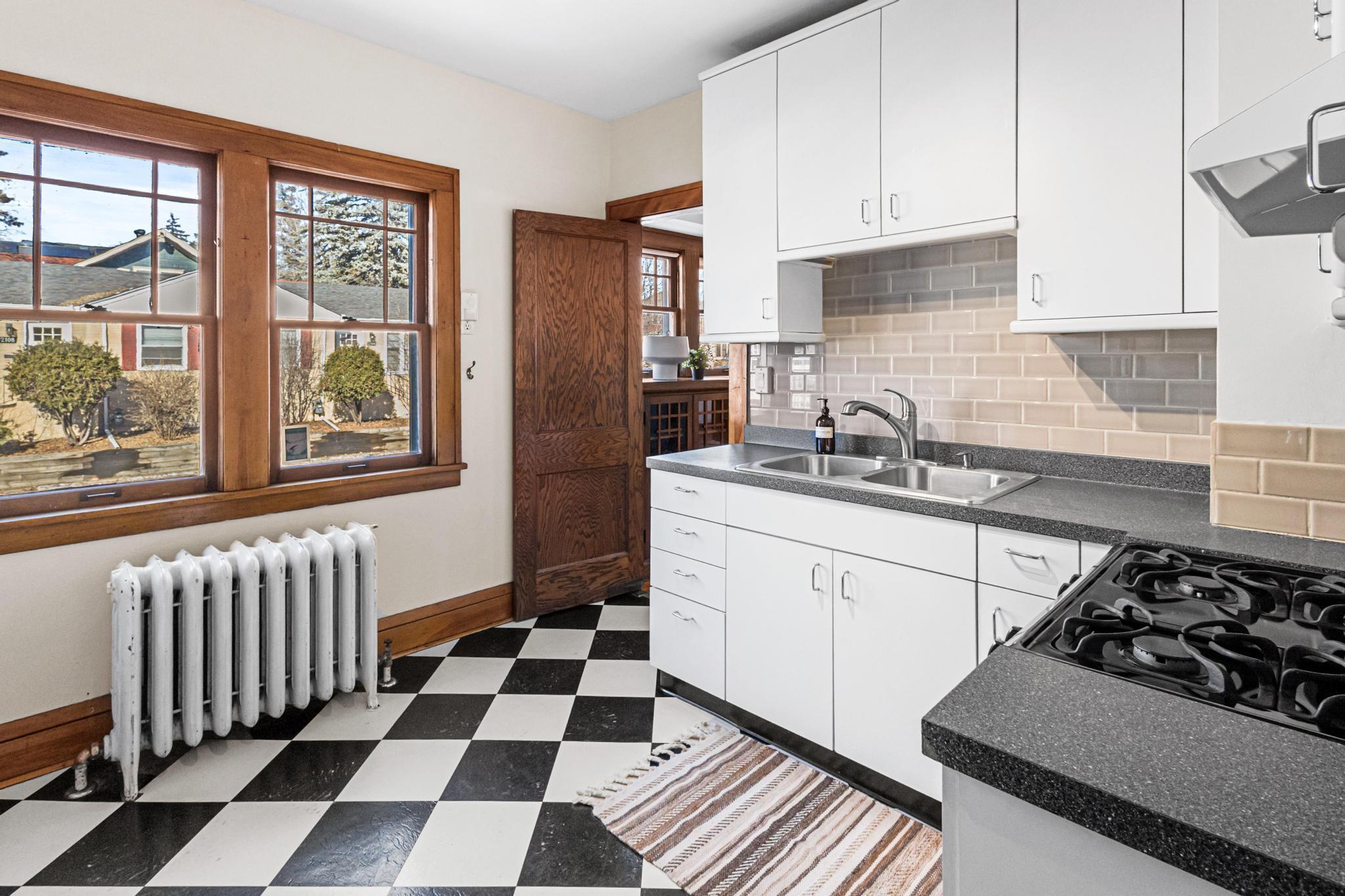 5000 Newton Avenue S