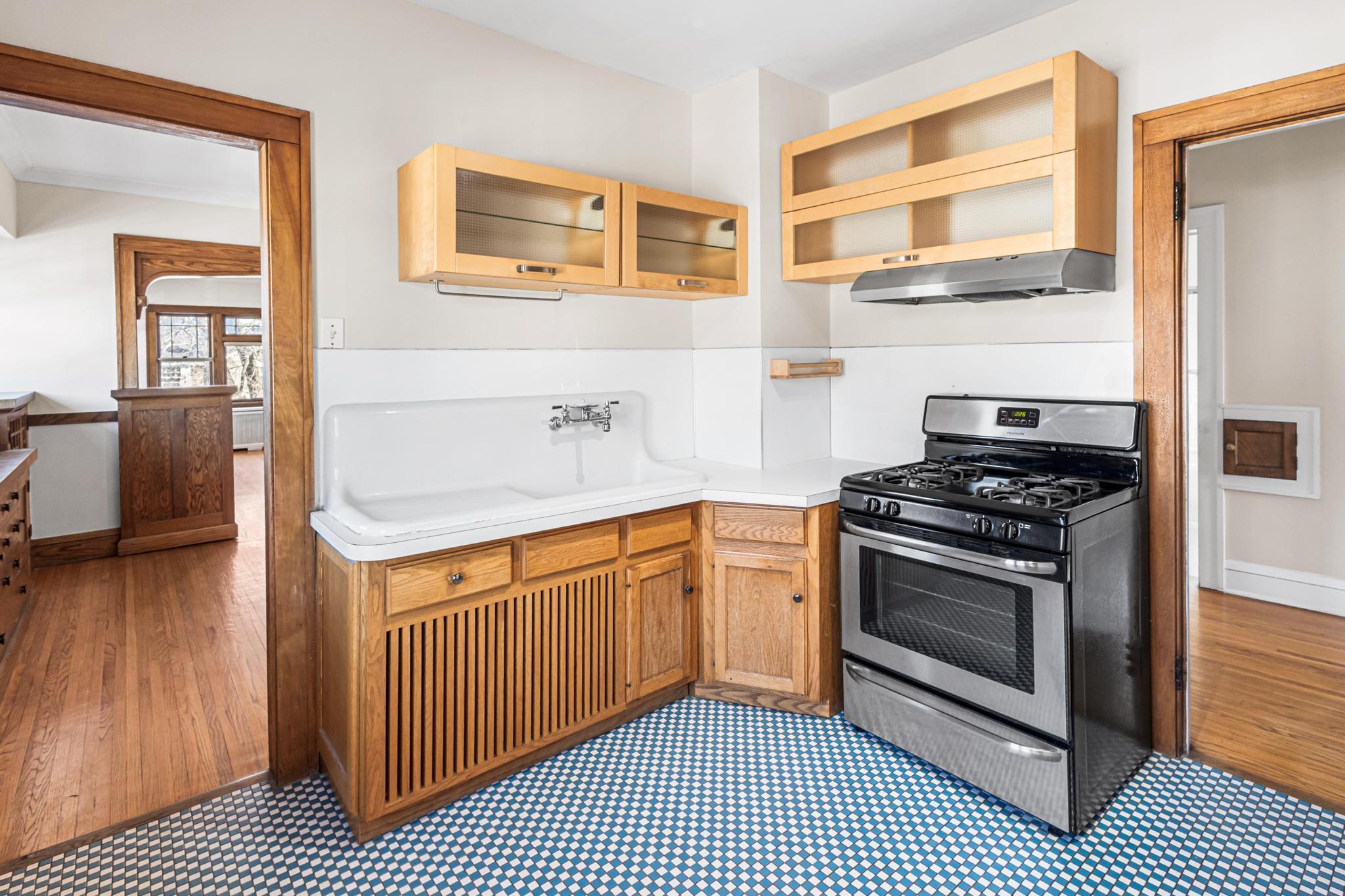 5000 Newton Avenue S