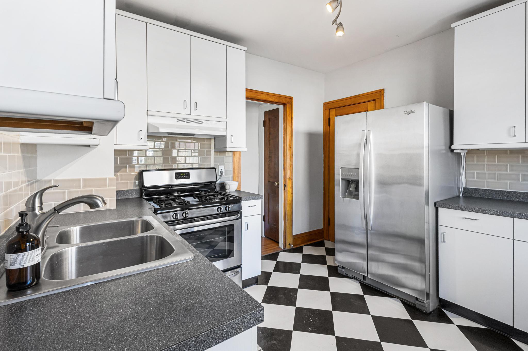 5000 Newton Avenue S