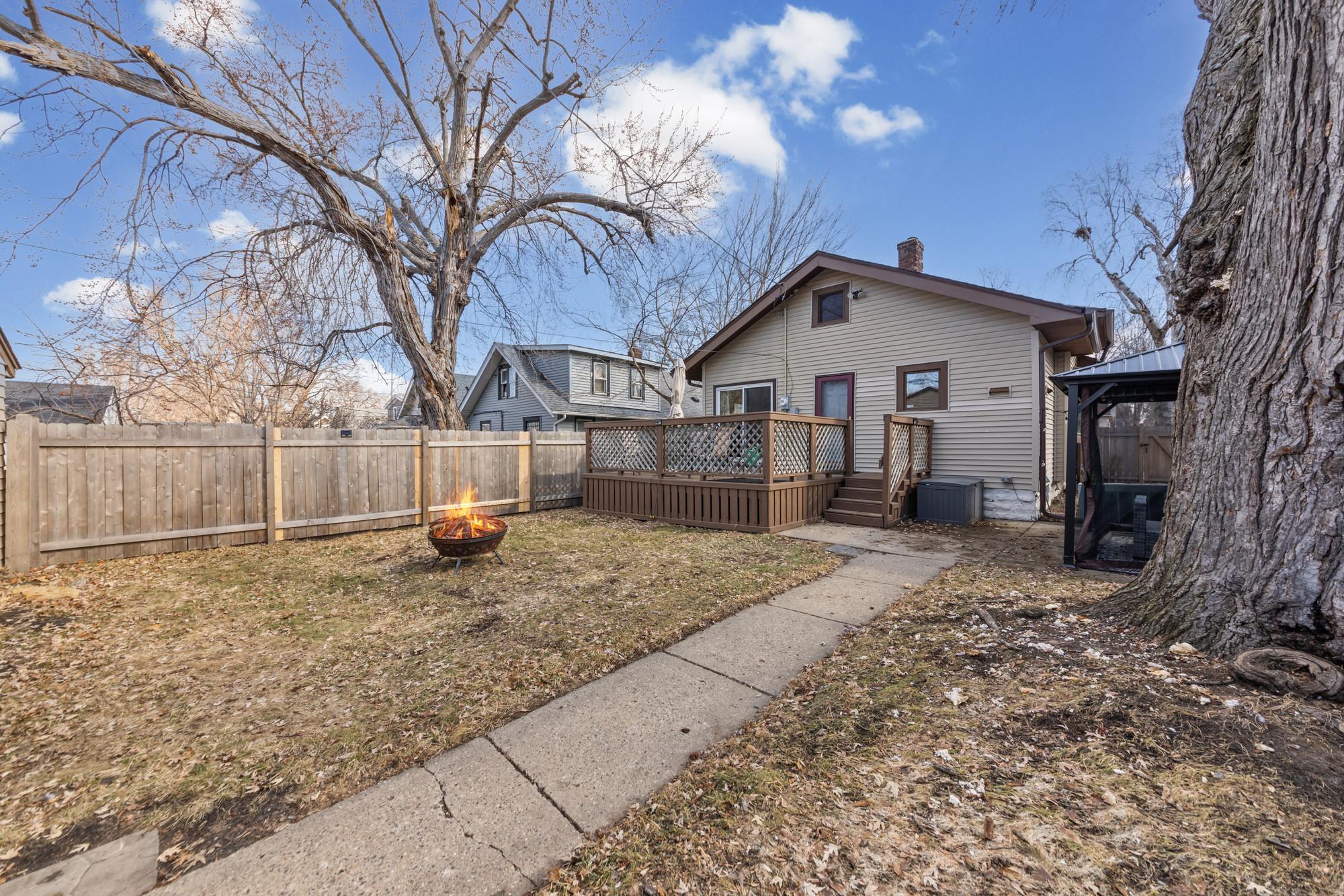 3701 Morgan Avenue N