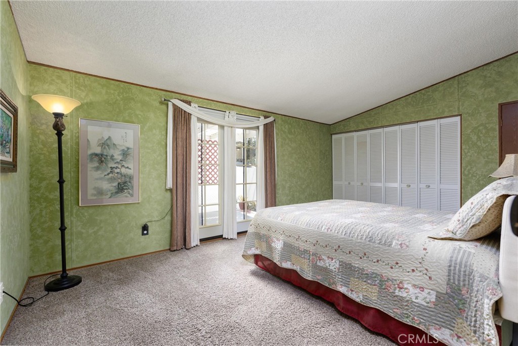 2400 Cienaga Street 33